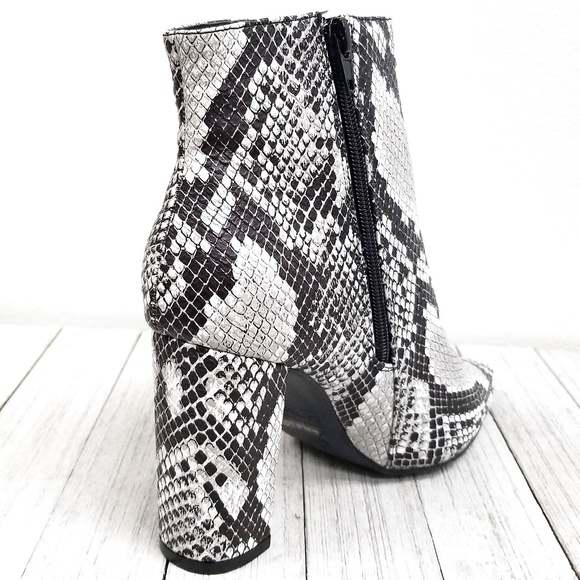 New Snake Chunky Heel Point Toe Booties Boots - Picture 4 of 4